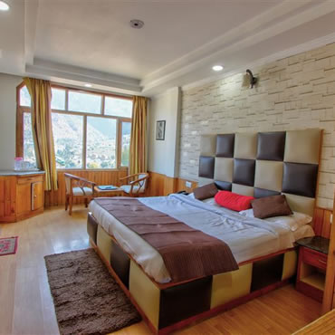 Honeymoon Suite